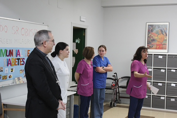 Diferencias entre residencia y centro de día